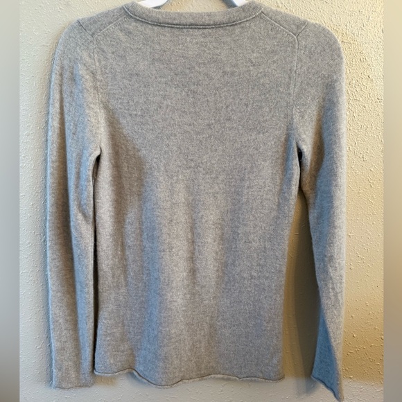 J. Crew Cashmere Sweater Crewneck Gray Small - Picture 6 of 6